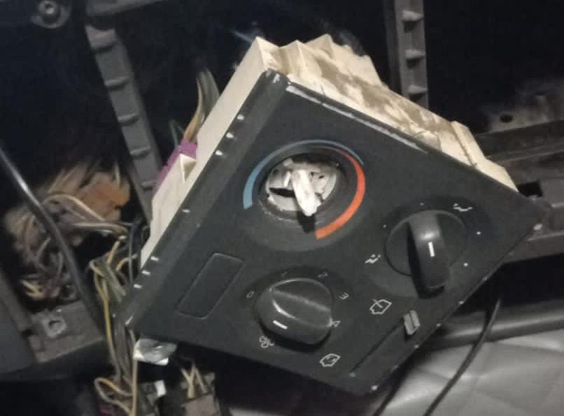 Нужен блок печки Вольво фш12.  - photo 1