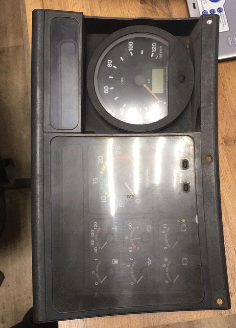 Ищу панель приборов на Сканию 4 серии, обязательно с рабочими датчиками.  - photo 1