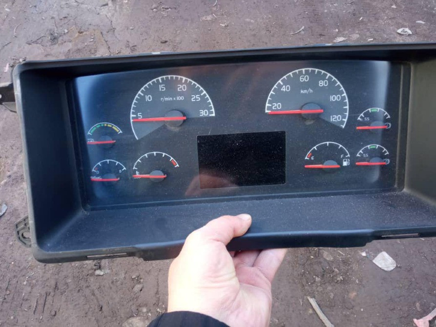 Ищу панель приборов Volvo FH13. Вся Россия - изображение 1