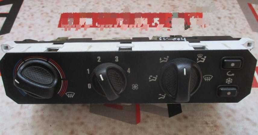 Ищу блок управления печкой Iveco Stralis № 504031664, 504154607, 5801656008.  - photo 1