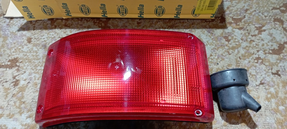 Габаритный огонь Hella для NEOPLAN Kaliningrad - photo 1