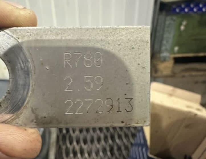 Ищу редуктор R780 2,59 и правую полуось на тягач Скания 4*2.  - photo 1