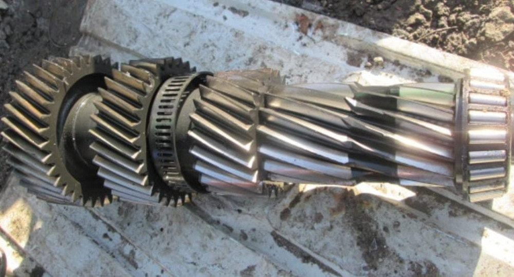 Ищу вал промежуточный 9472630910, 9472632910, 9472632402 на кпп G211-12. Вся Россия - изображение 1