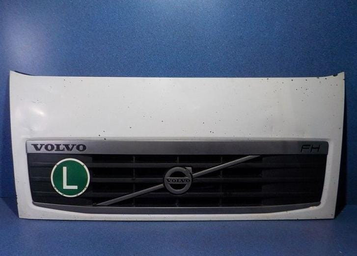 Ищу капот Volvo FH13 рестайлинг (металлический).  - photo 1