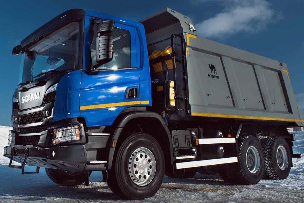 На Scania CP14 ищу каркас кабины от самосвала или в сборе кабину (цвет синий).  - photo 1