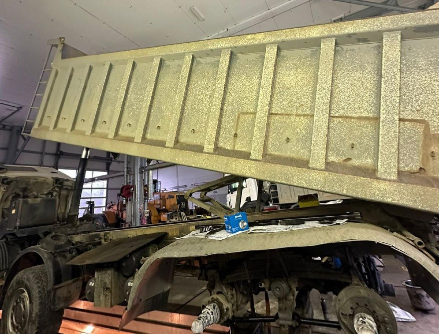 Ищу кузов на 4-х осную Сканию.  - photo 1