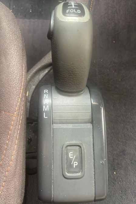Ищу селектор кпп 20483920 Volvo.  - photo 1