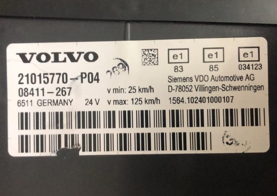 Ищу щиток приборов 21015770-Р04 Volvo.  - photo 1