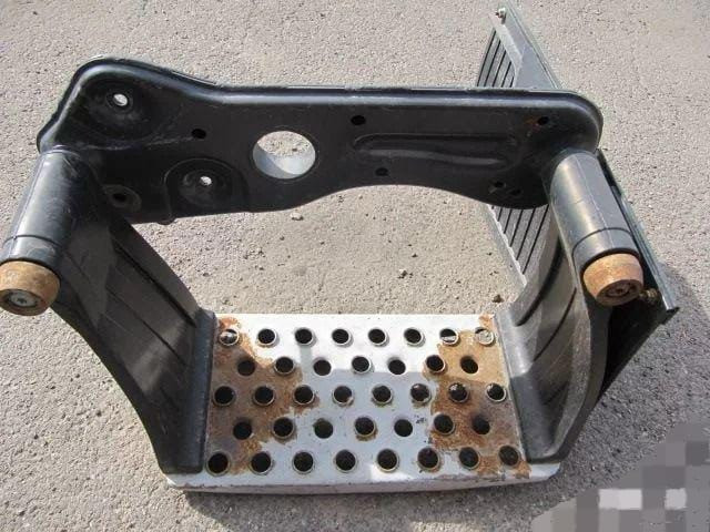 Нужна ступенька на Актрос, в сборе как на фото. Вся Россия - изображение 1