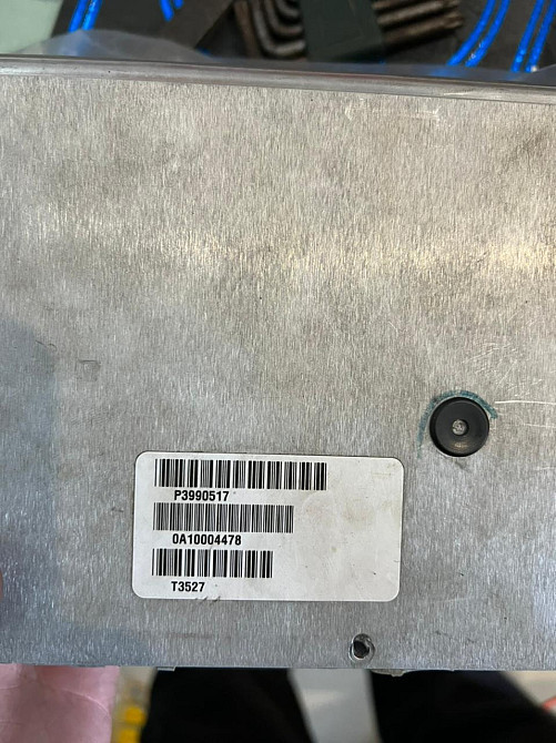 Нужен эбу Cummins 5,9 p3990517.  - photo 1