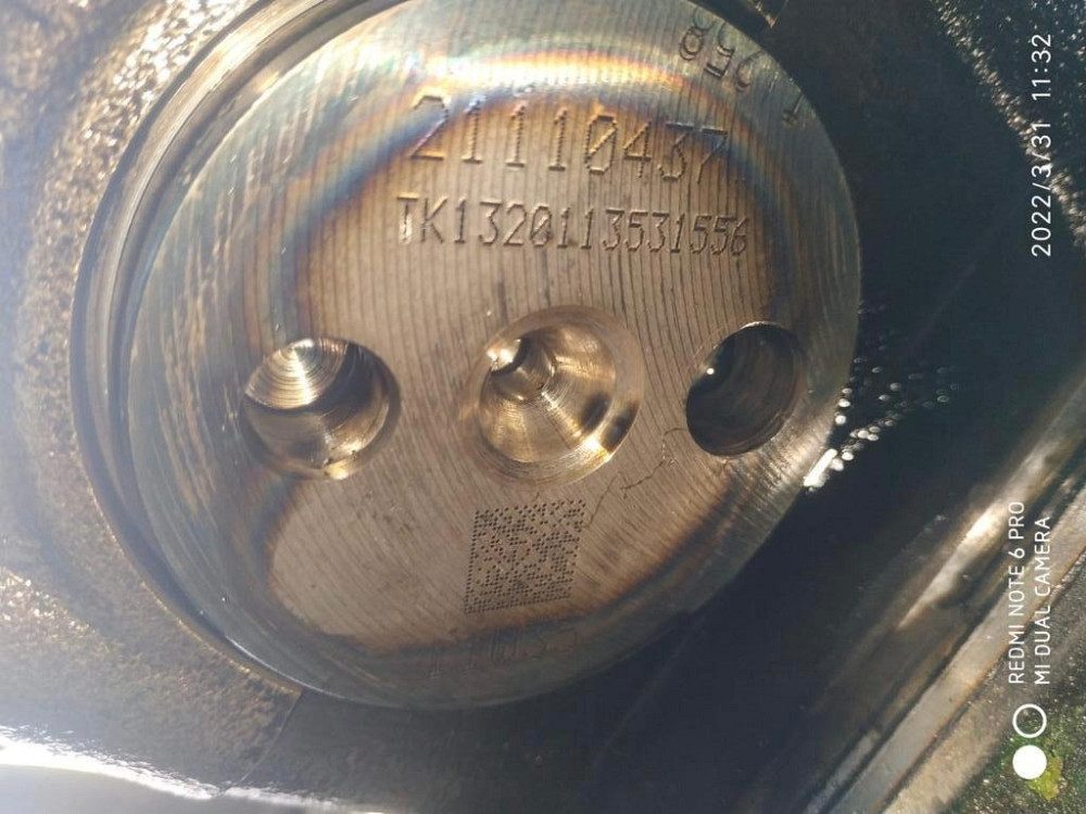 Ищу 21110437 распредвал Volvo.  - photo 1