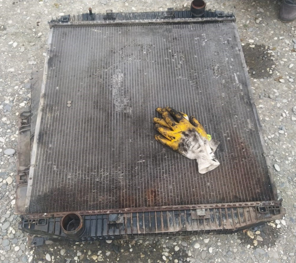 Куплю на Ивеко радиатор (курсор). Вся Россия - изображение 1