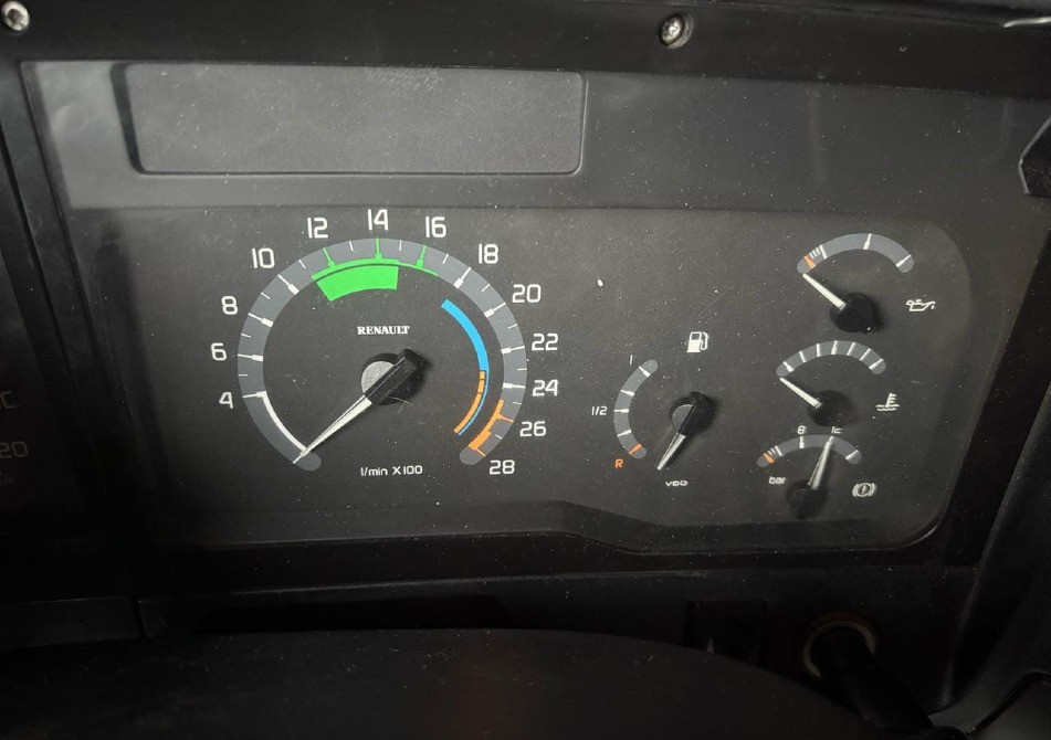 Куплю панель приборов Renault (за вменяемые деньги). Вся Россия - изображение 1