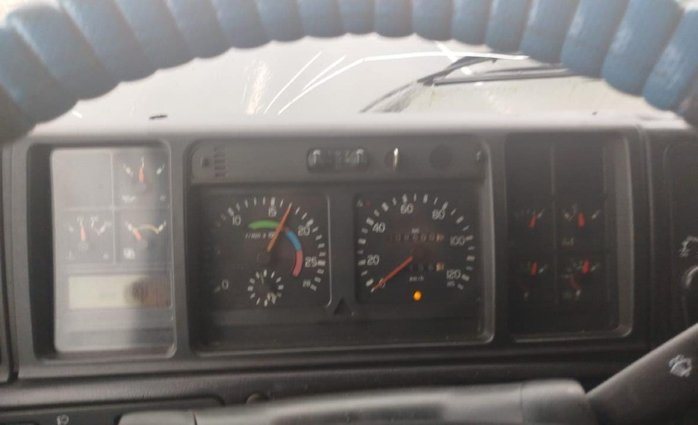 Ищу панель приборов Volvo FH12 2001г. Вся Россия - изображение 1