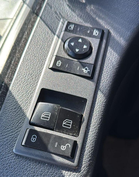 На Мерседес МР4 ищу блок стеклоподьемников. Вся Россия - изображение 1