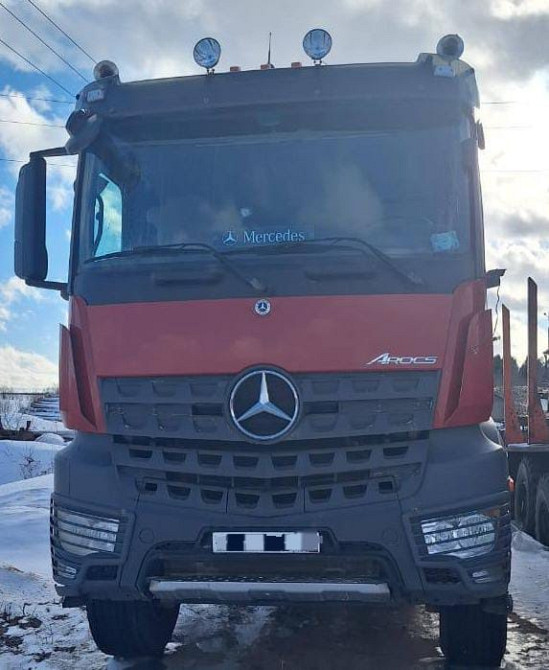 Ищу левую дверь, крышу и четверть на Мерседес Арокс. Вся Россия - изображение 1