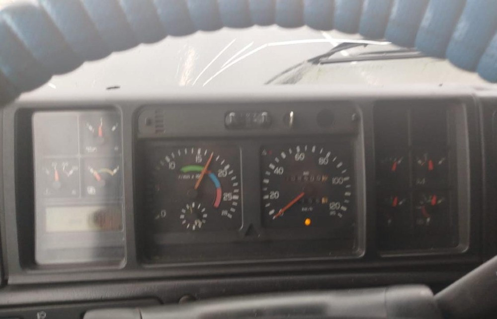 Ищу панель приборов Вольво фш12 2000 года.  - photo 1