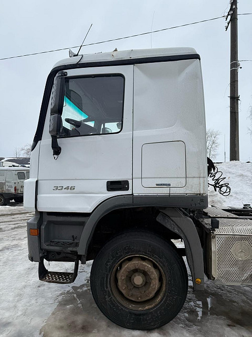 Ищу дверь левую в сборе и левую боковину на Мерс Актрос мп3. Вся Россия - изображение 1