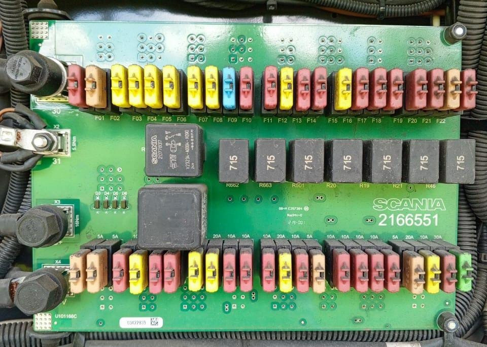 Ищем 2166551 блок предохранителей Скания. Вся Россия - изображение 1