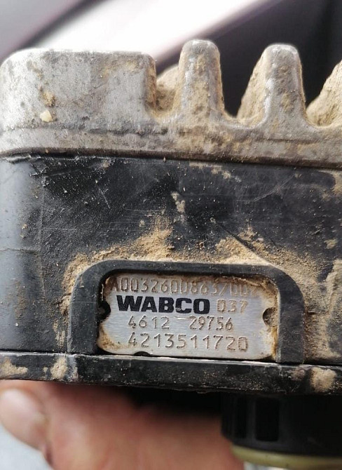 Ищу А0032600863 блок управления кпп mercedes.  - photo 1