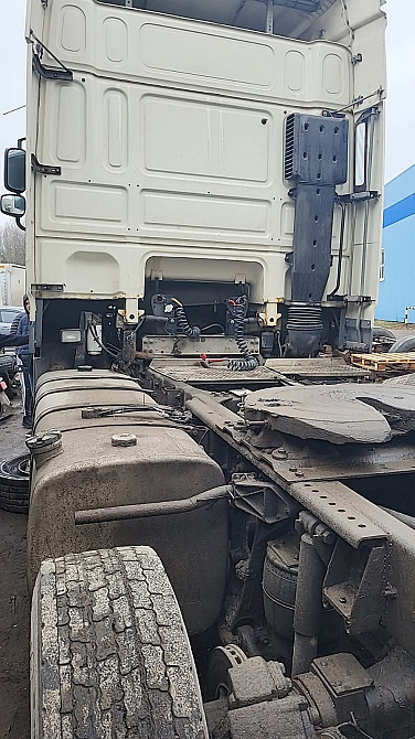 В наличии ровная рама с документами DAF XF 105.  - photo 1