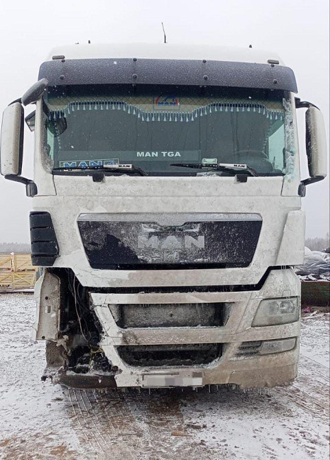 Нужен бампер, фара и усилитель MAN TGX. Вся Россия - изображение 1