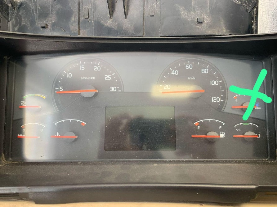 Ищу панель приборов без адблю Volvo FH13, нужна 12-13 годов (лохматых годов не предлагать!) Вся Россия - изображение 1