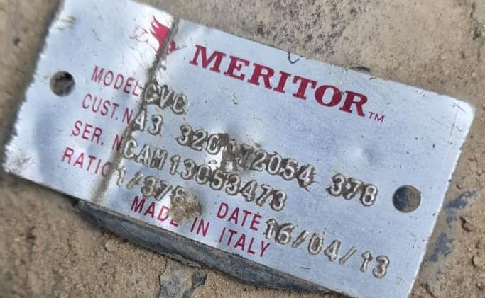 Нужен редуктор Meritor CVC передатка 3.78 (шильдик прилагается) на Вольво 6*4. Вся Россия - изображение 1