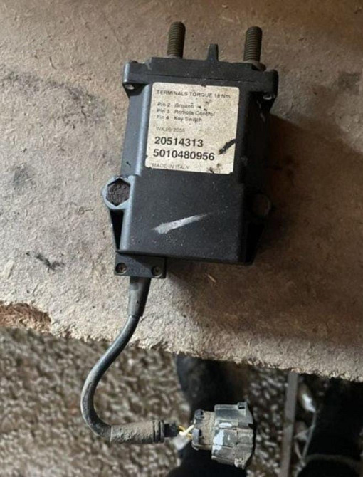 Ищу 20514313 выключатель массы Рено.  - photo 1