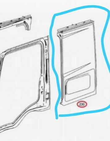 Ищу боковину кабины Actros MP4.  - photo 1