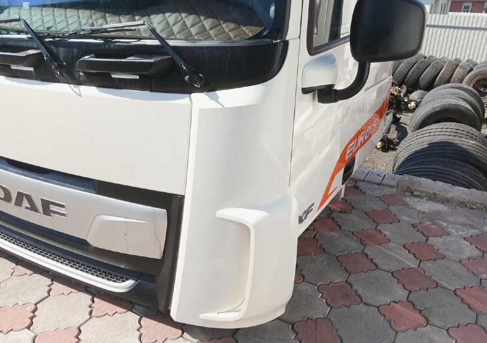 Ищу капот в сборе DAF XF106 в сборе белого цвета.  - photo 1