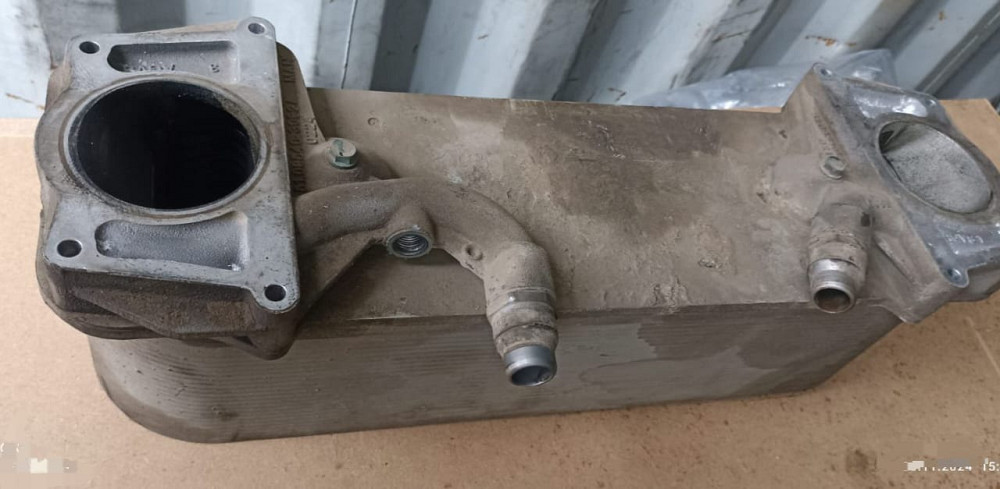 Ищу интеркулер MAN TGX.  - photo 1