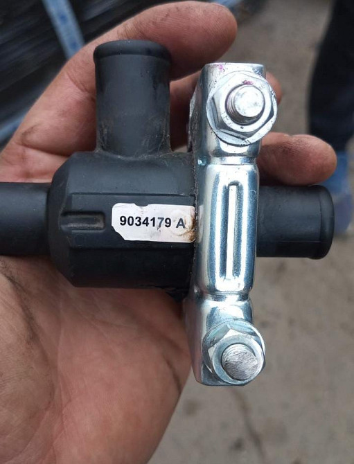 Ищу термостат автономного отопителя Scania 6.  - photo 1