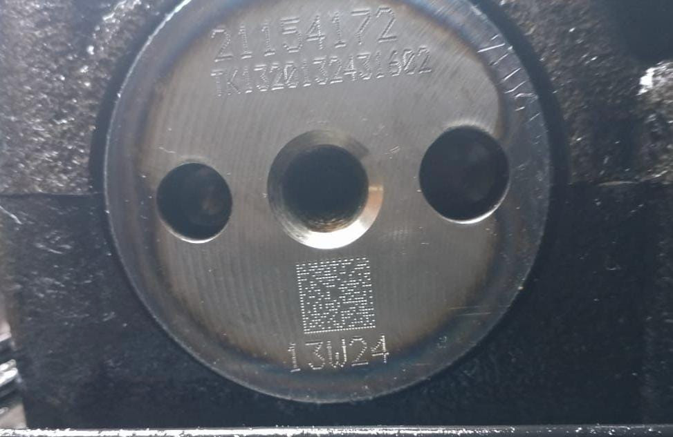 Нужен 21154172 распредвал Вольво.  - photo 1