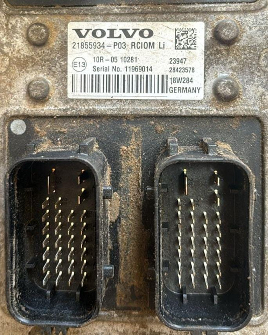 Ищем 21855934-p03 электронный блок Вольво.  - photo 1