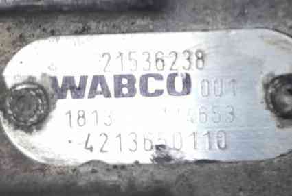 Ищем 21536238, 4213650110 блок управления кпп Вольво ФШ4. 