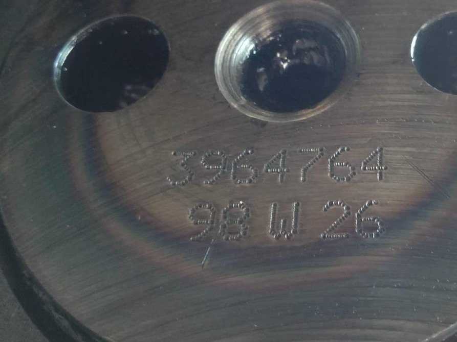 Нужен 3964764 распредвал на Volvo FH.  - photo 1