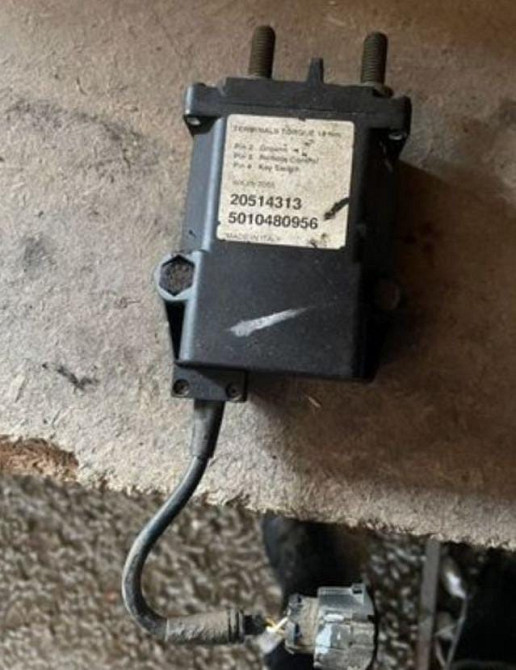 Ищу выключатель массы Рено 20514313. Вся Россия - изображение 1