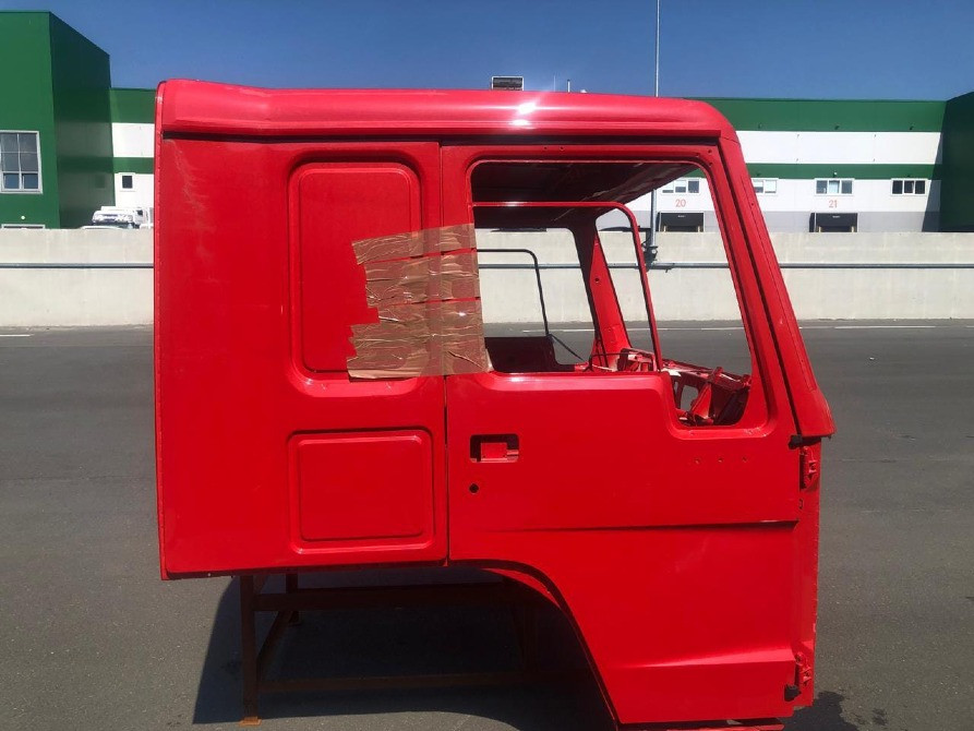 Нужен такой каркас кабины Хово самосвал, желательно белый цвет. тел. Вся Россия - изображение 1