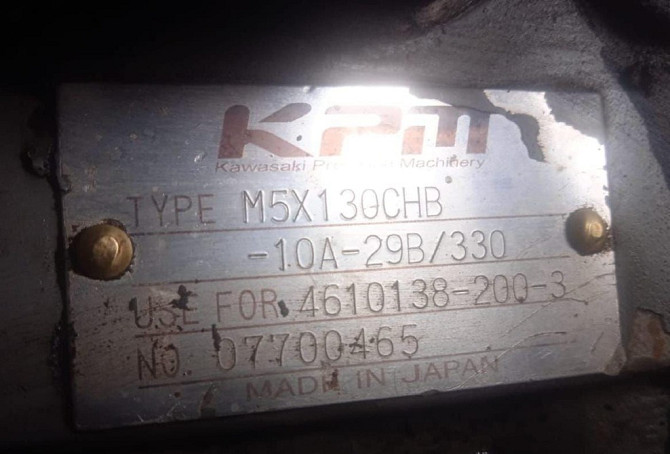 Ищем б/у рабочий гидромотор поворотного редуктора Hitachi zx200-3. Вся Россия - изображение 1