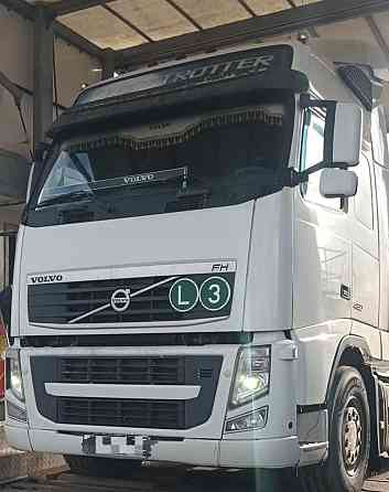 Нужен капот Volvo FH. 