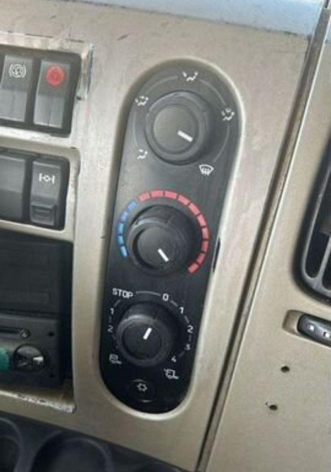 Ищу блок климата Рено Премиум 2011 год и выше. И бак D-образный, на 400л. Вся Россия - изображение 1