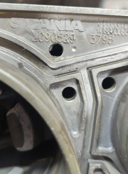 Ищу корпус делителя 2090529 Скания.  - photo 1