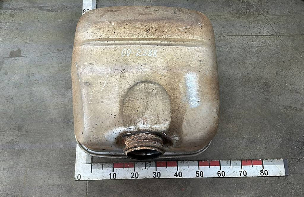 1800871 глушитель основной б/у Екатеринбург - изображение 1