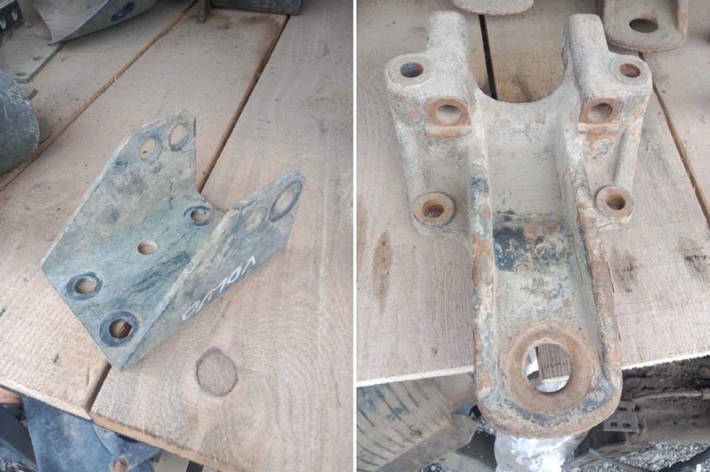 Ищу кронштейны амортизатора на Вольво фмх. Вся Россия - изображение 1