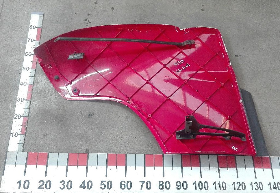 1497725 спойлер кабины задний верхний правый б/у Scania Екатеринбург - изображение 1