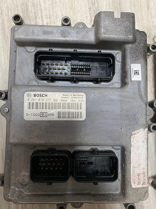 Ищу 0281010255 блoк упpaвлeния двигателем D2876 MAN. Вся Россия - изображение 1