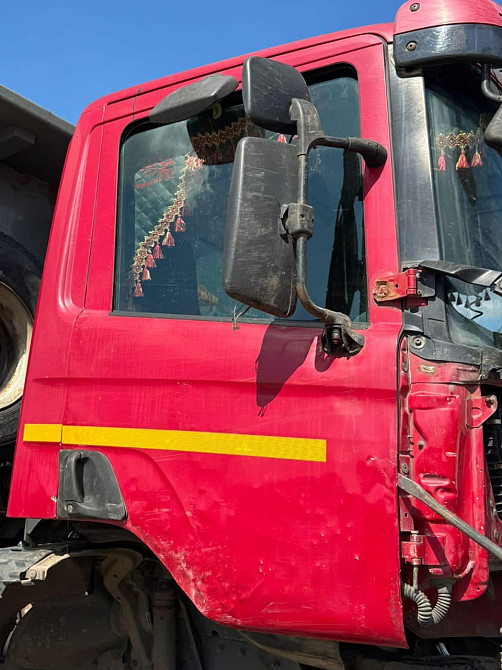 Нужна 1476533 дверь правая Скания 5 P. Вся Россия - изображение 1