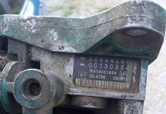 Нужен 20994250 клапан горного тормоза Volvo. 
