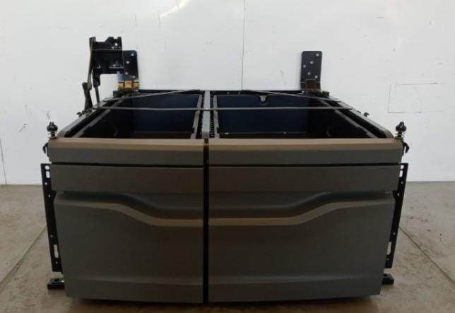 Ищу правую дверь на холодильник МАN, 81639106305.  - photo 1